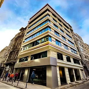 Weingart Hotel