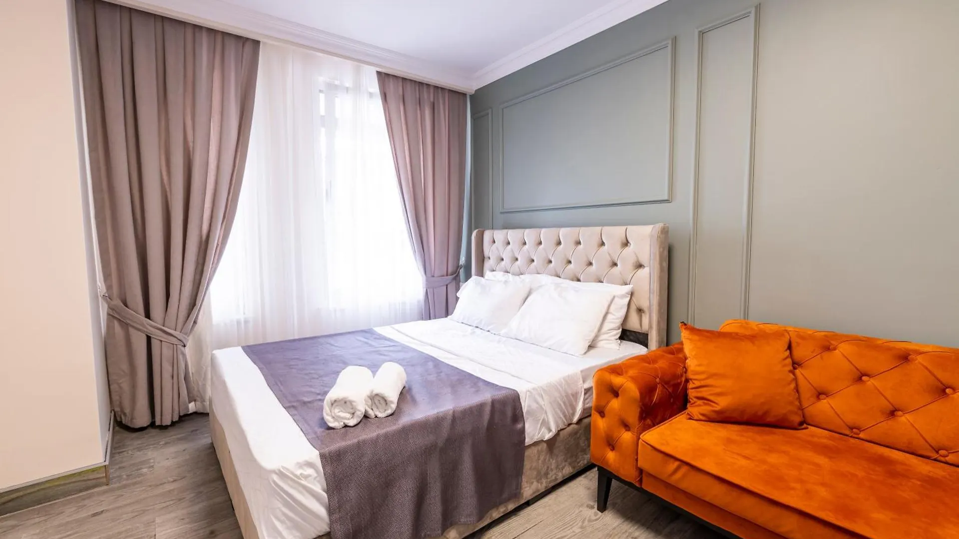 Royal Luxury Hotels Suites İstanbul 4*,