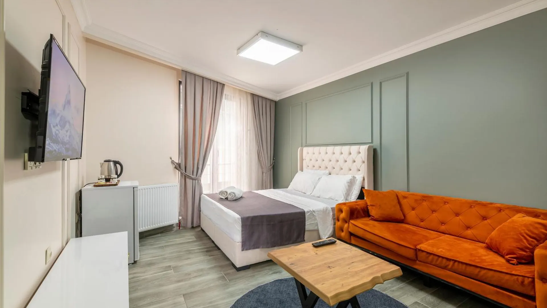 Royal Luxury Hotels Suites İstanbul 4*,